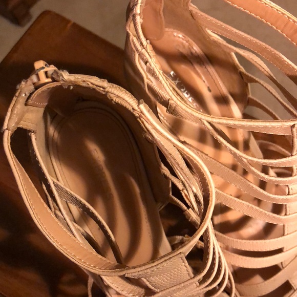 Dress shoes - Picture 3 of 6